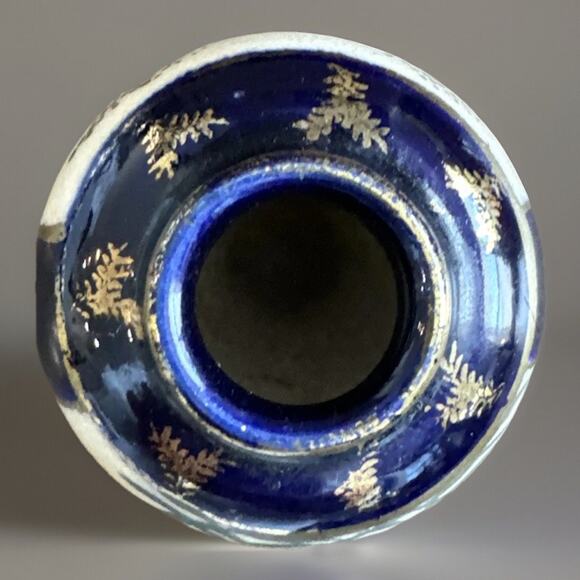 Vintage Small Handcrafted Japanese Vase 2” Detailed Geisha Theme Decor EUC - Picture 3 of 4